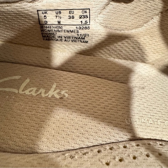 Clarks Women’s Leather 7.5 Teagan Step Sand Loafer Closed Toe Sandals - Picture 2 of 8